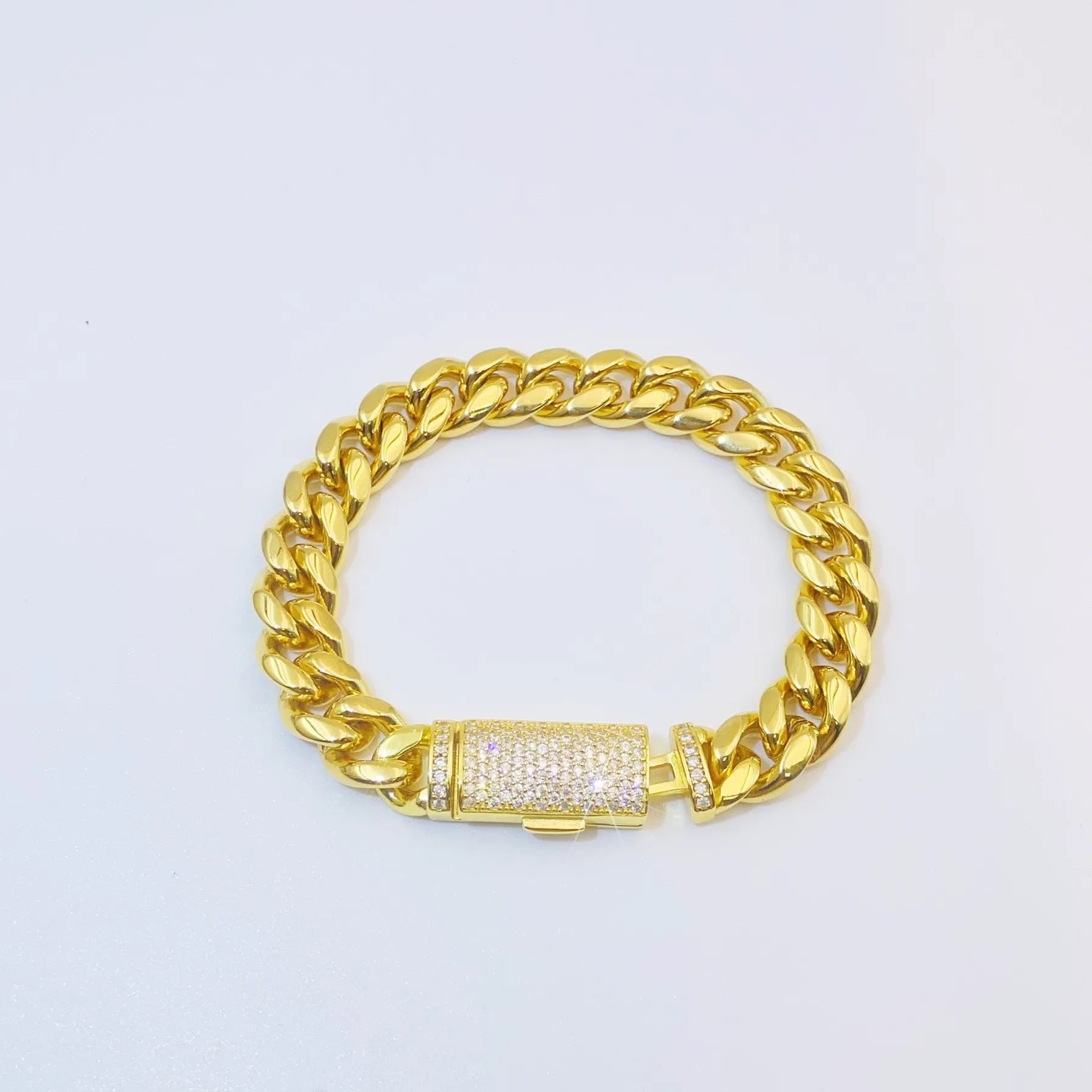 8MM Cuban Link Bracelet – 316L Steel & Moissanite Clasp