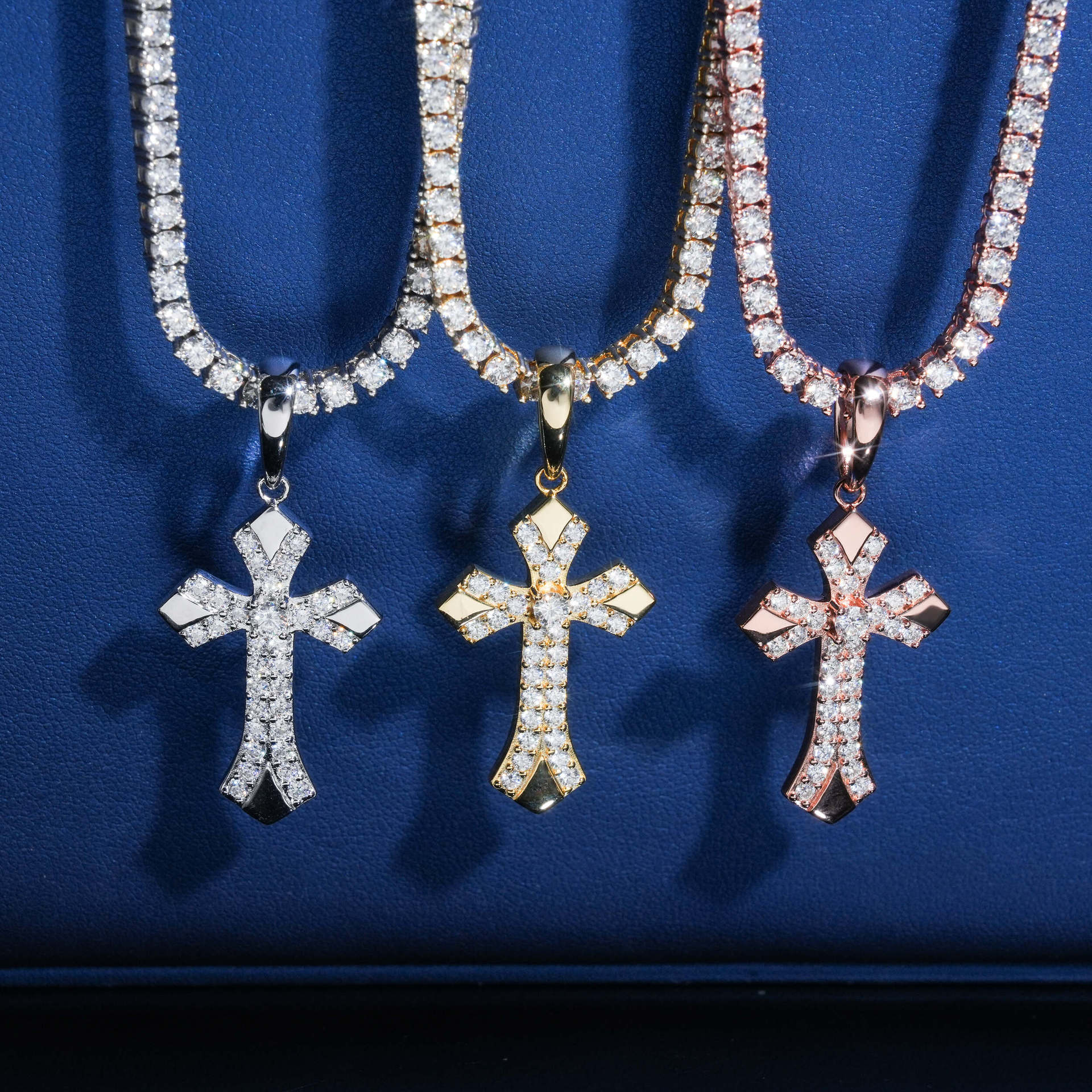 925 Silver Moissanite Cross Pendant (Men, Hip-Hop)