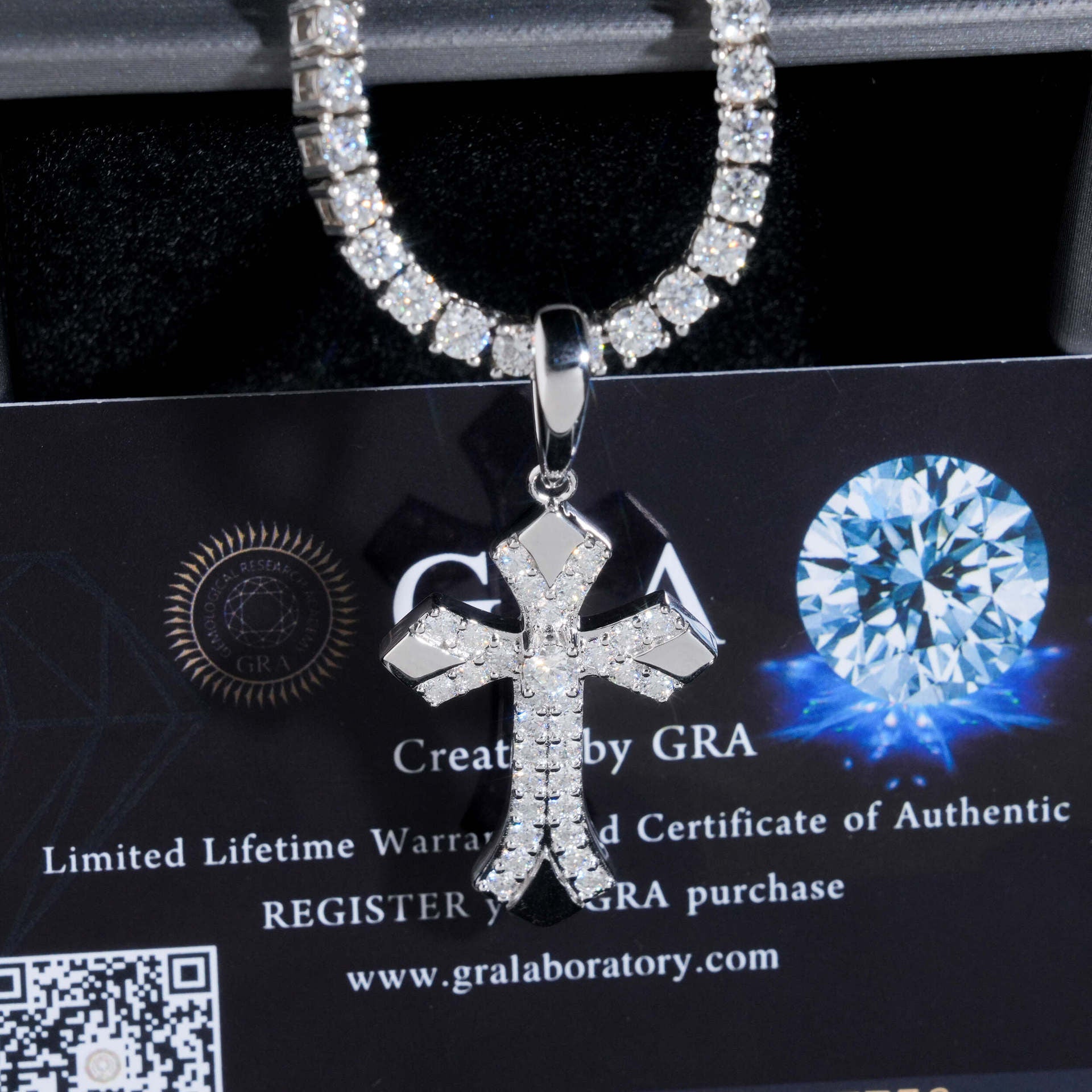 925 Silver Moissanite Cross Pendant (Men, Hip-Hop)